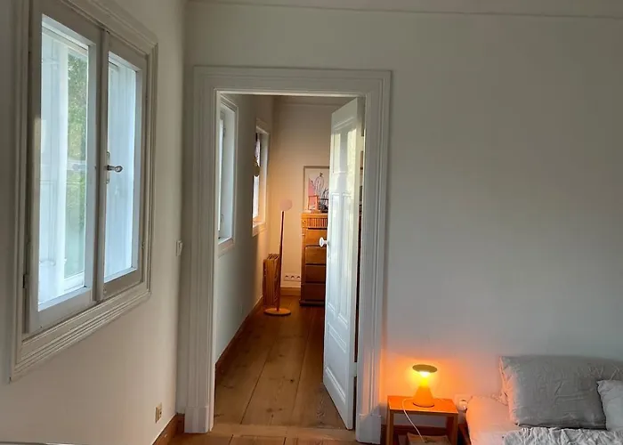Spacious Living At Jenischpark And Derbypark *